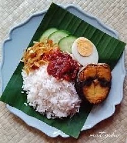 NASI LEMAK IKAN